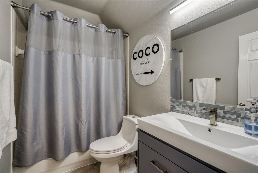 Windsor Place Ph 2 - Residential