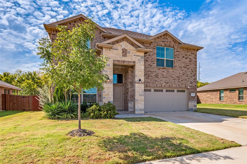 2521 Dunbarton Drive