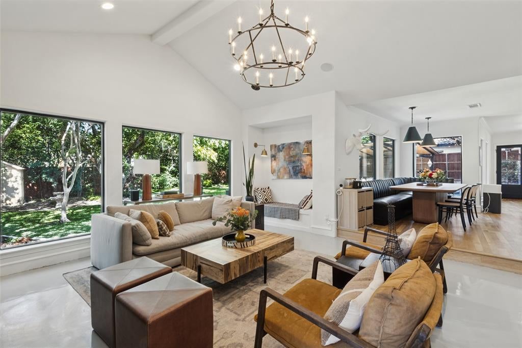 8547 Santa Clara Drive