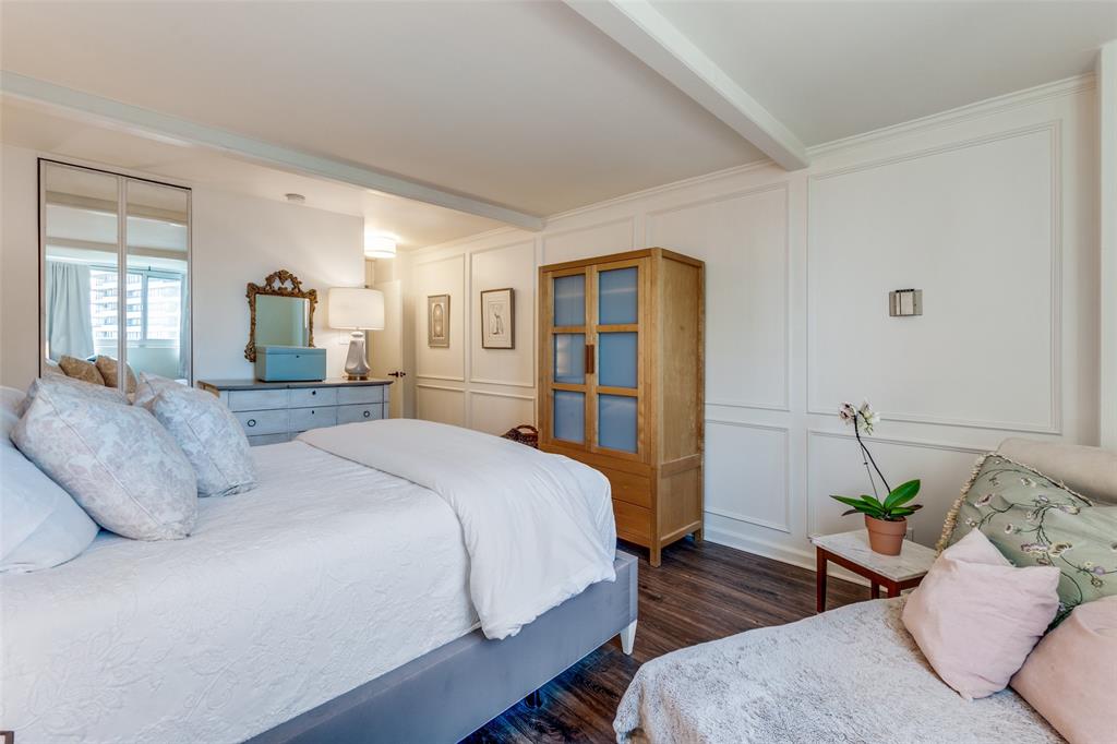 Twenty 01 Turtle Creek Condos - Residential