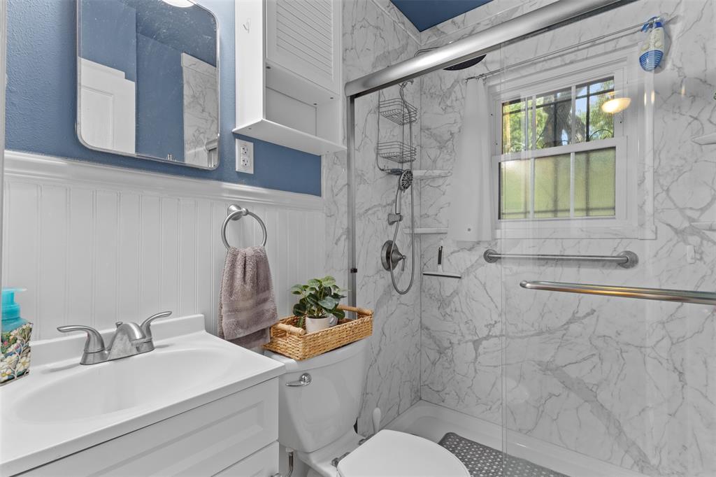 East Hampton Hills - Residential