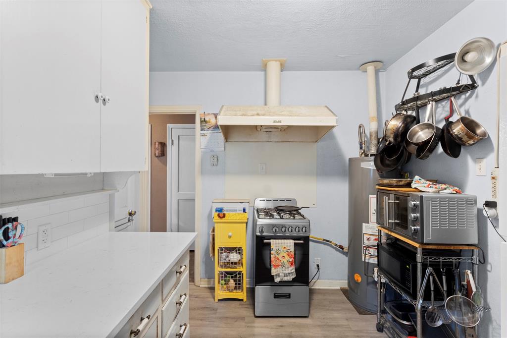 East Hampton Hills - Residential