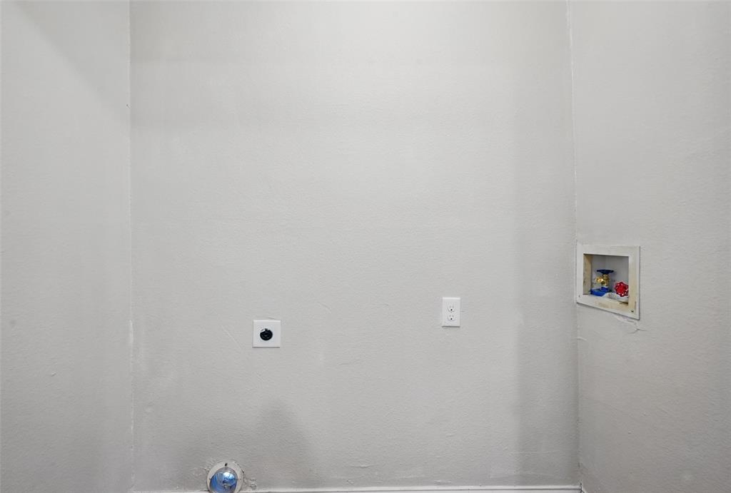 Reavilon Add Sec 1, 2, 3 - Residential Lease