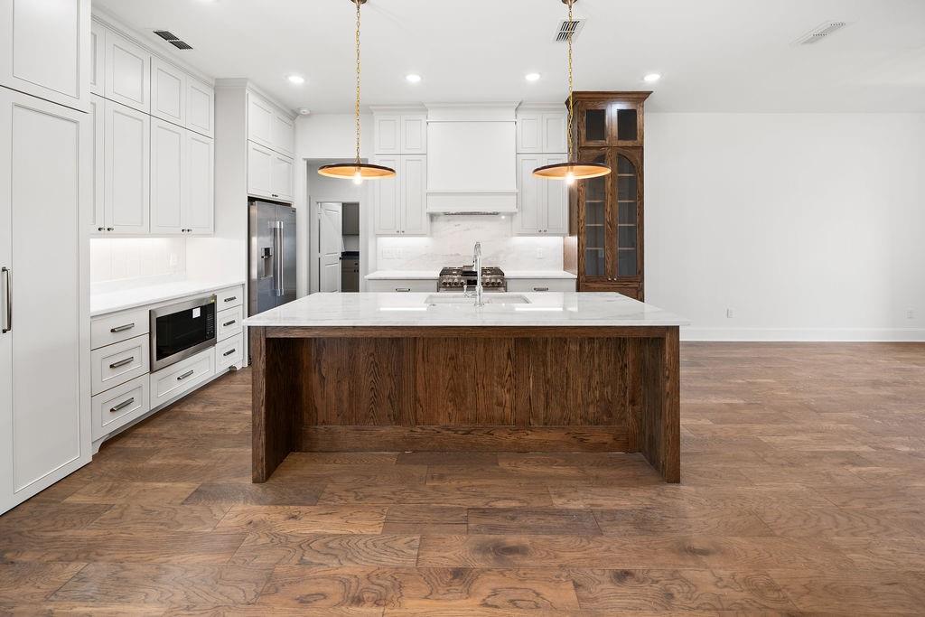Oak Creek - Residential