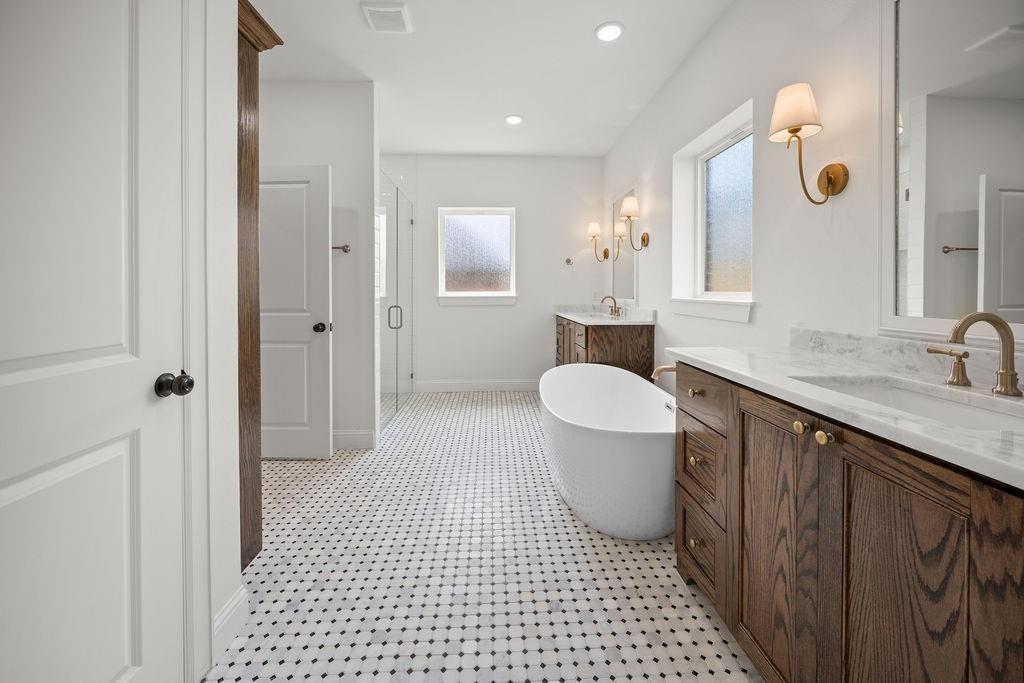 Oak Creek - Residential