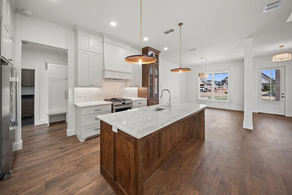 Oak Creek - Residential