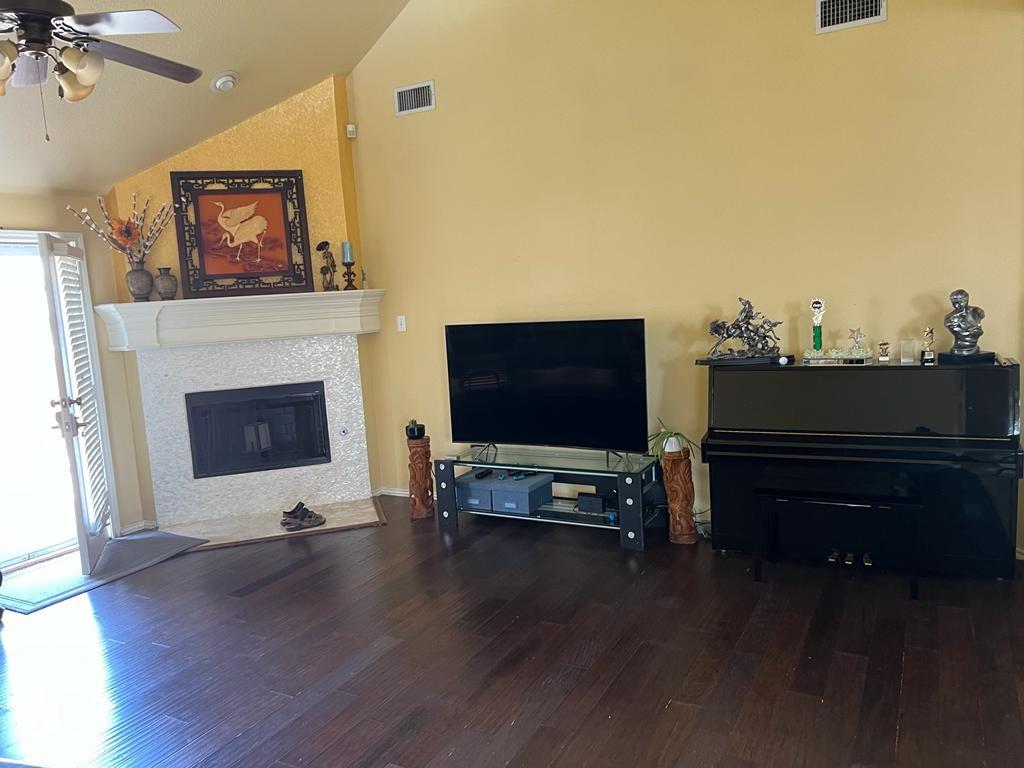 Spring Ridge Phase II - Residential