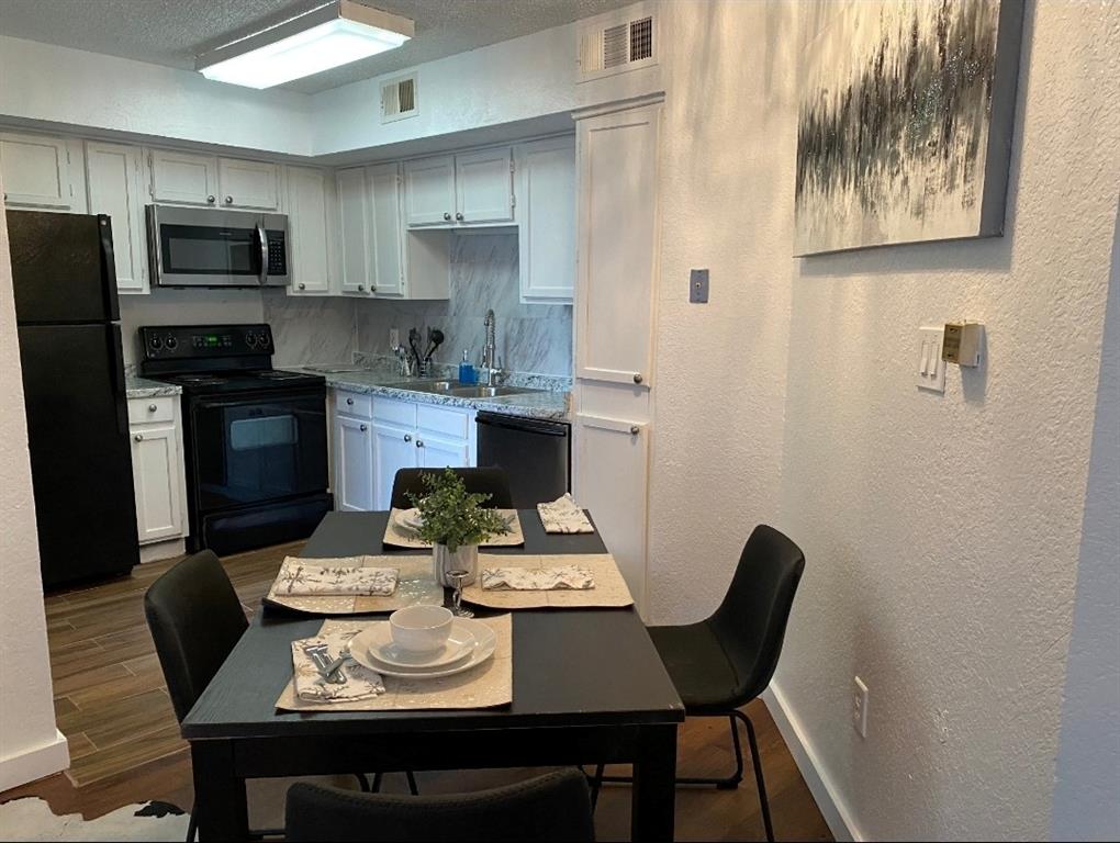 Richland Trace Condos - Residential