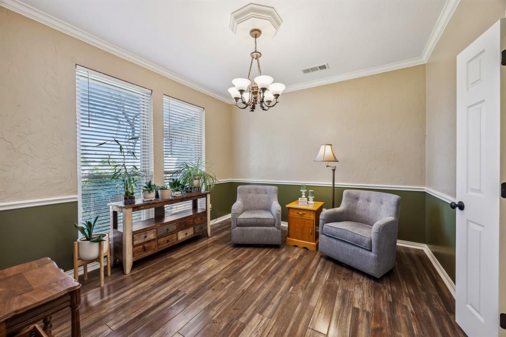 404 Birchwood Lane
