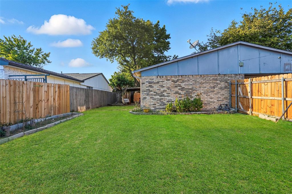 Briarwood Estate - Residential