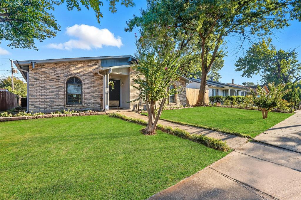 Briarwood Estate - Residential