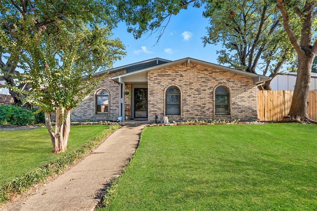 Briarwood Estate - Residential