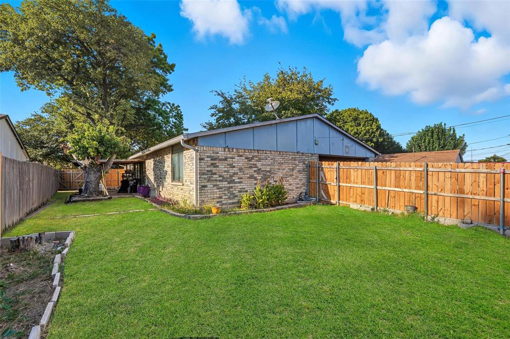 Briarwood Estate - Residential