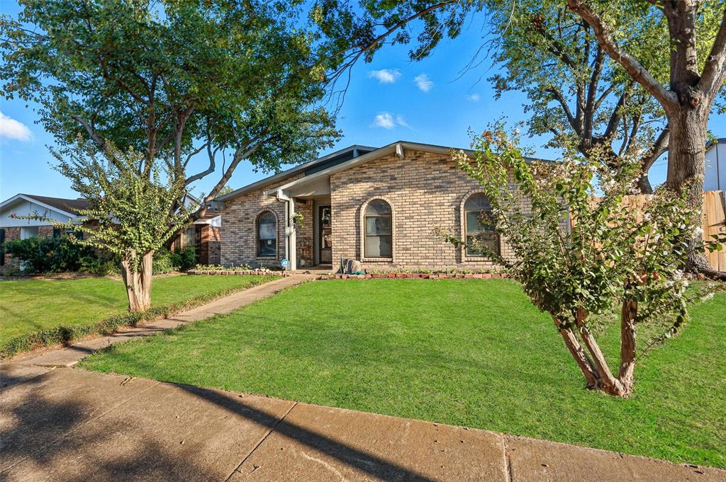 Briarwood Estate - Residential