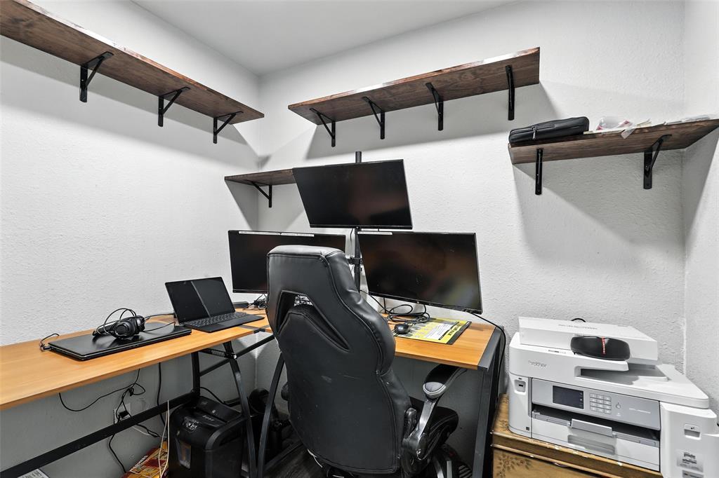 Shady Oaks - Residential