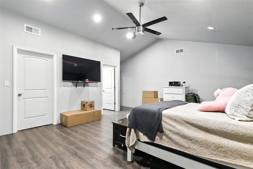 Shady Oaks - Residential