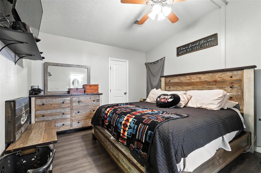 Shady Oaks - Residential