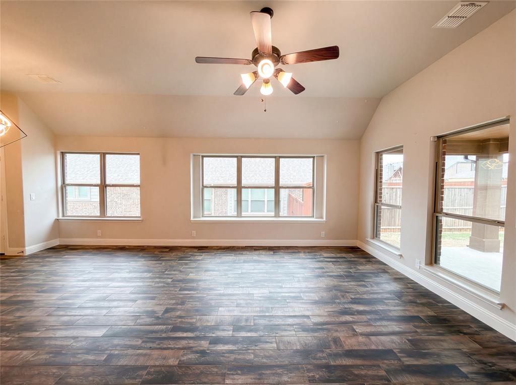 Live Oak Crk - Residential