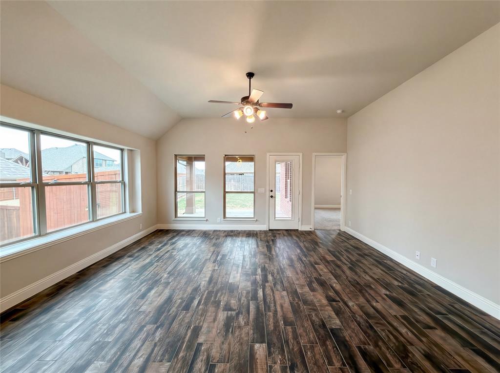 Live Oak Crk - Residential