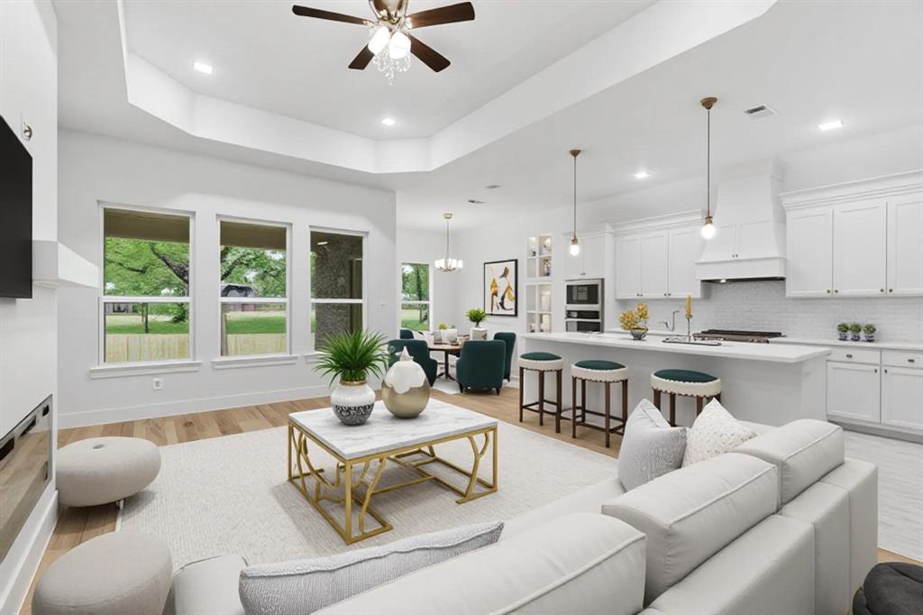 213 E Bullard Street