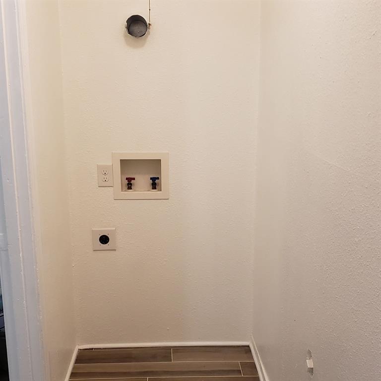 4906 Manett Street 4904