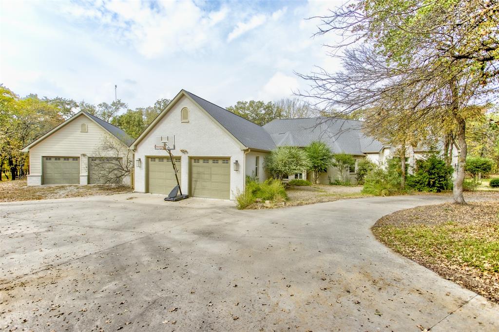 122 Forest Creek Circle