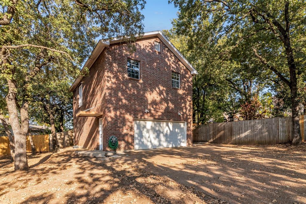2620 Brookridge Drive