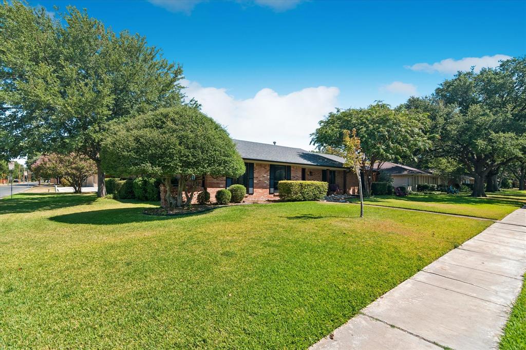 3207 Grantwood Drive