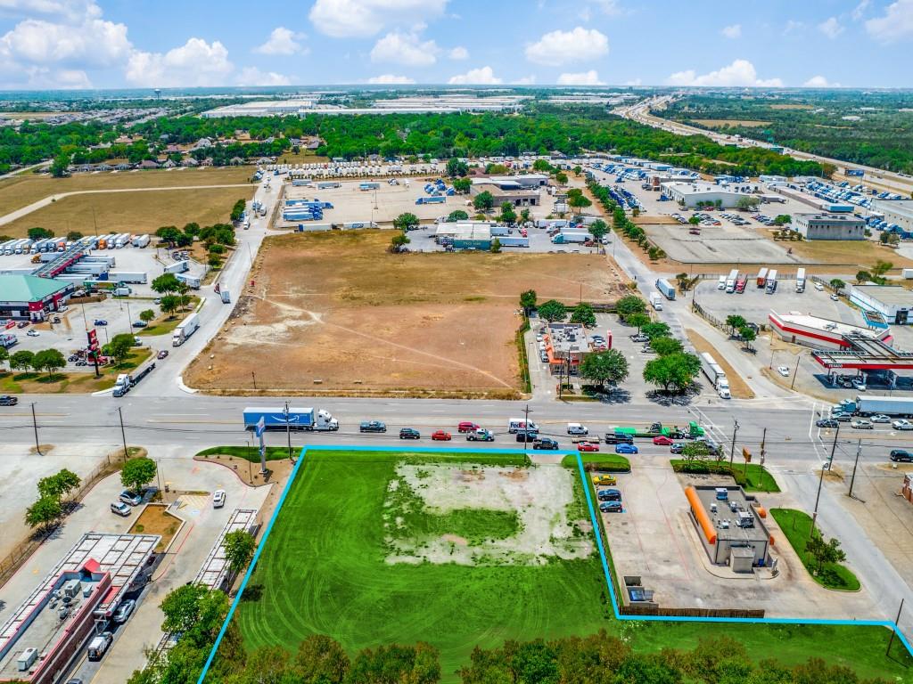 8520 S Lancaster Road