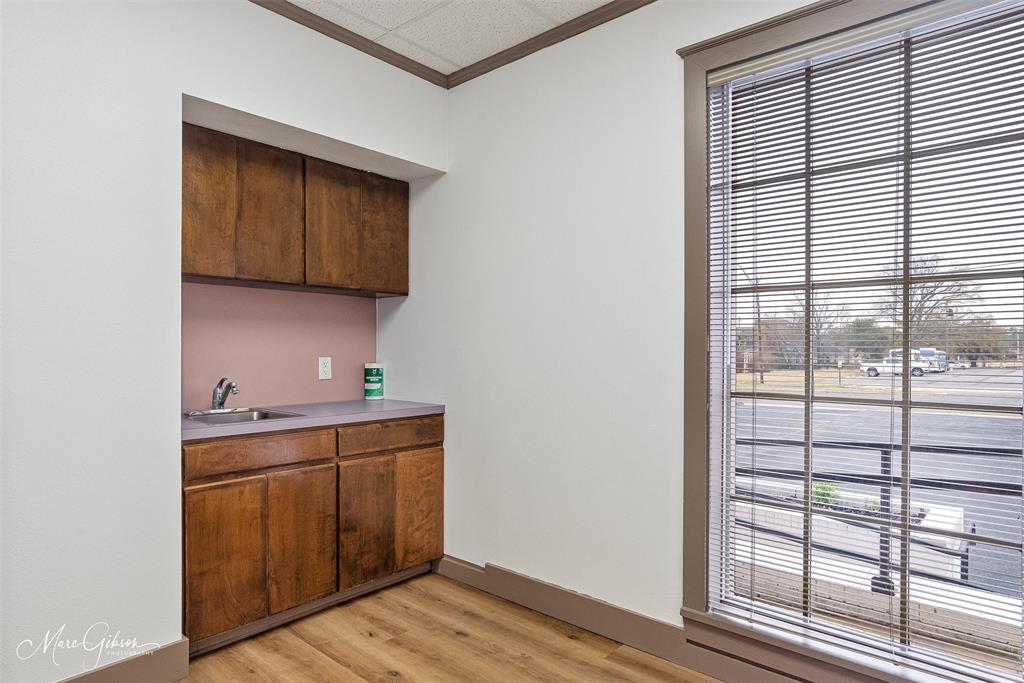 Plymouth Sub - Commercial Sale