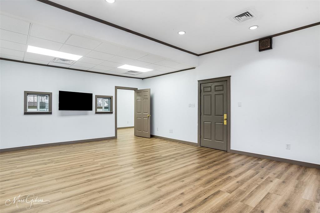 Plymouth Sub - Commercial Sale