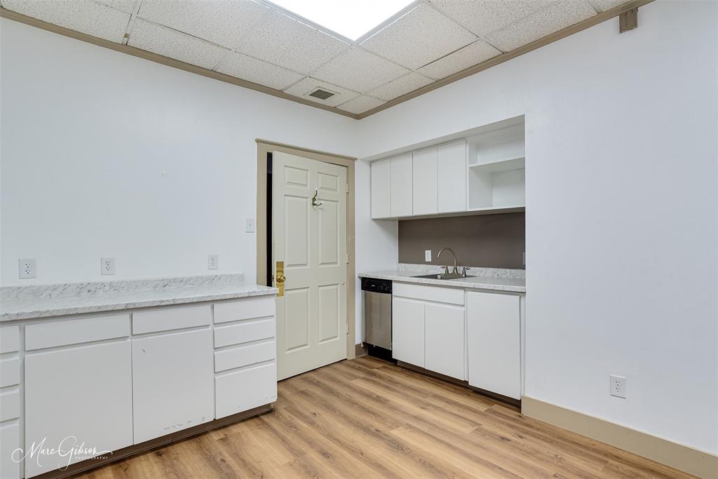 Plymouth Sub - Commercial Sale