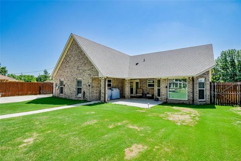 A home in Granbury