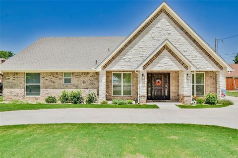 A home in Granbury