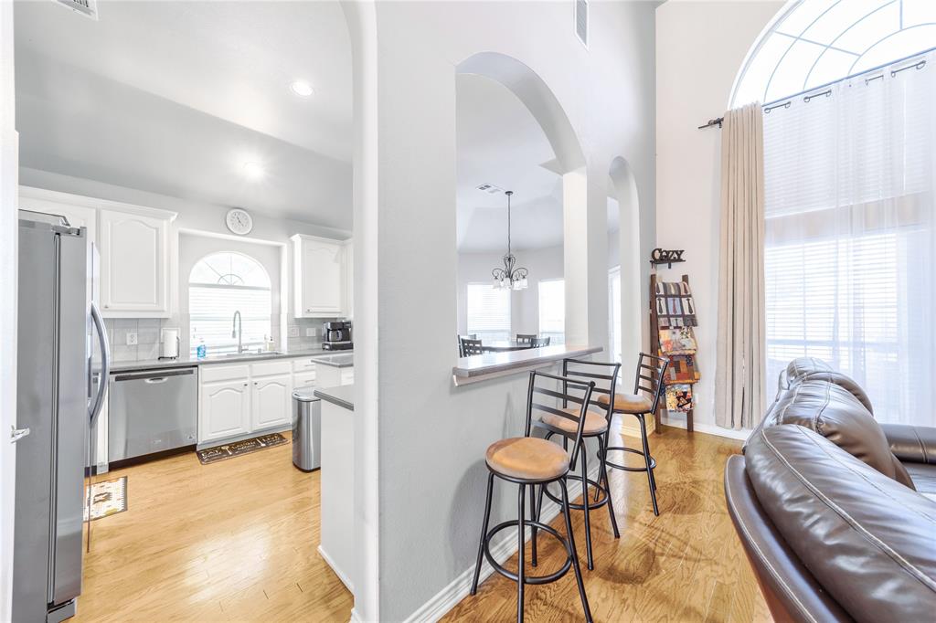 8001 Saint Fillans Lane