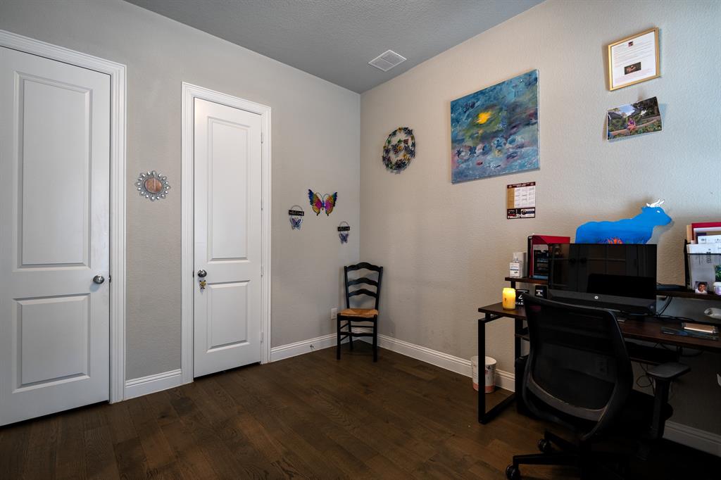 932 Hunters Creek Drive