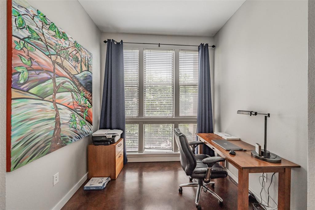 Texas & Pacific Lofts Condo - Residential