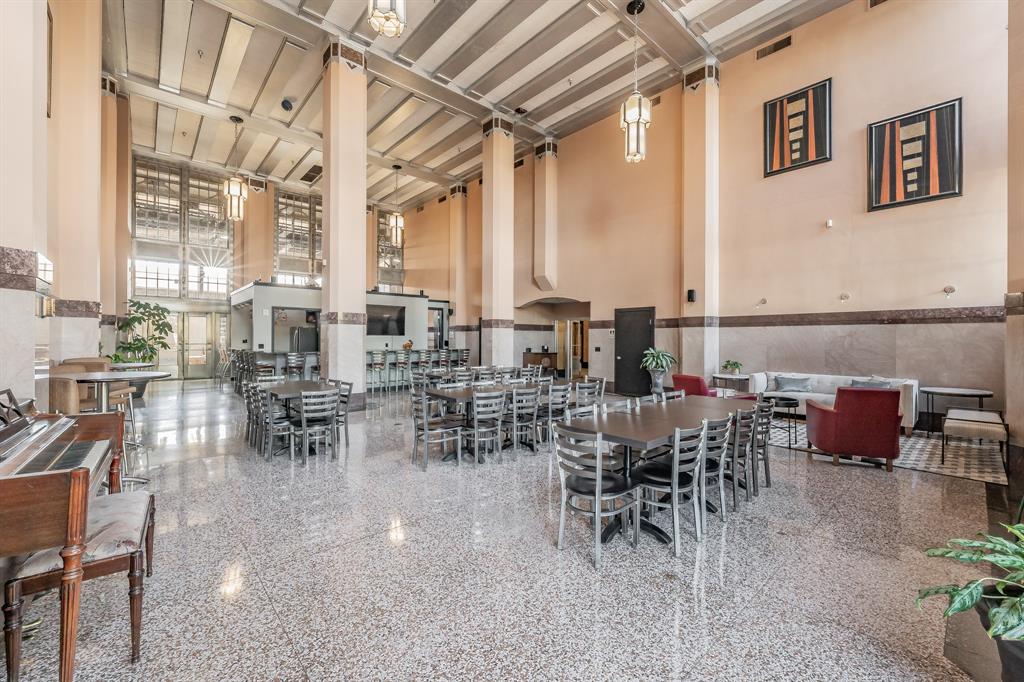 Texas & Pacific Lofts Condo - Residential