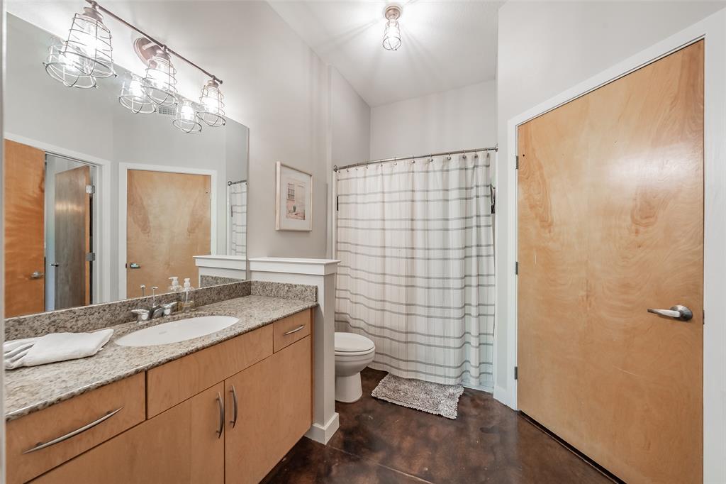 Texas & Pacific Lofts Condo - Residential