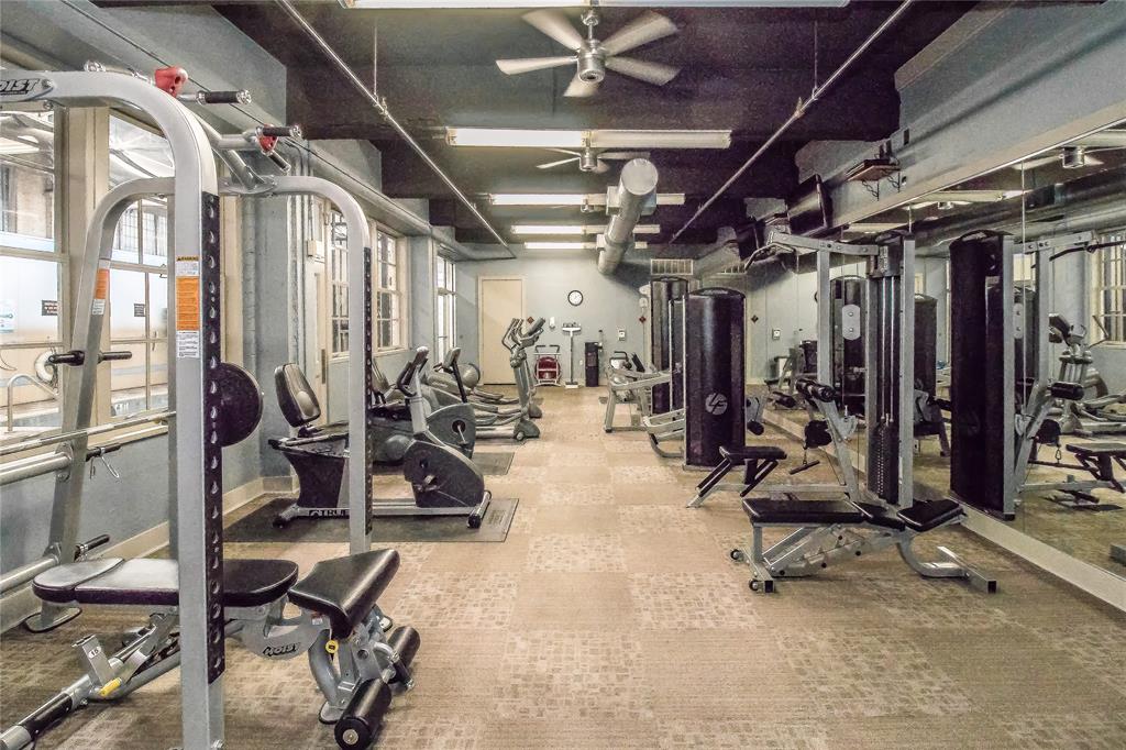Texas & Pacific Lofts Condo - Residential