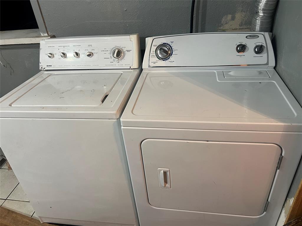 3240 Lombardy Lane 102