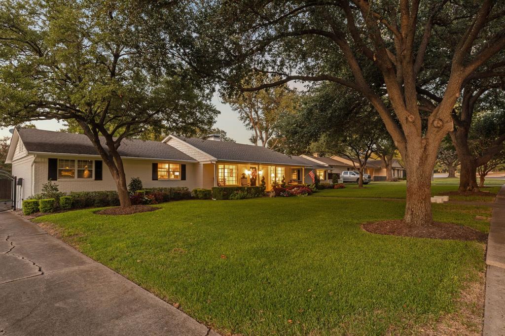 4149 Alta Vista Lane