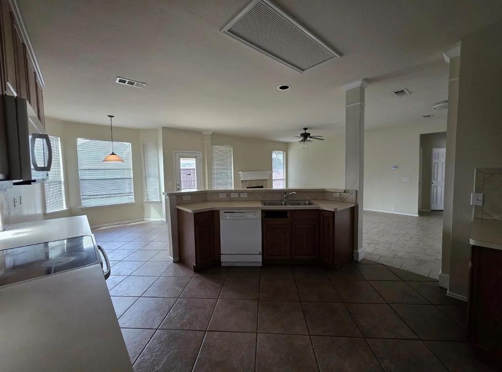 4533 Indian Rock Drive