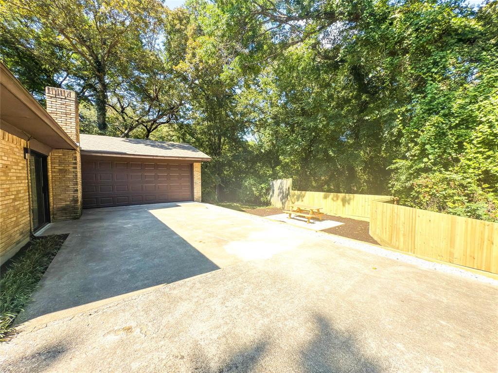 Irwin Keasler Dev Red Bird 06 - Residential Lease