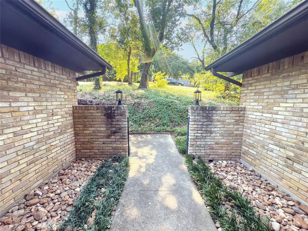 Irwin Keasler Dev Red Bird 06 - Residential Lease