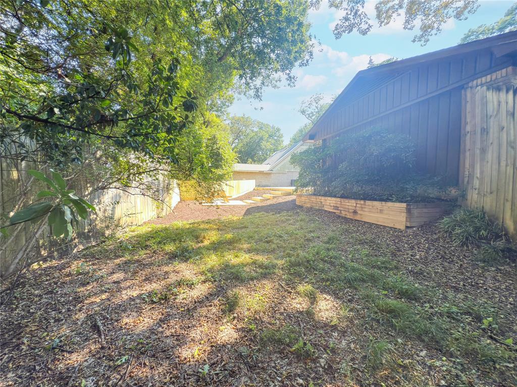 Irwin Keasler Dev Red Bird 06 - Residential Lease