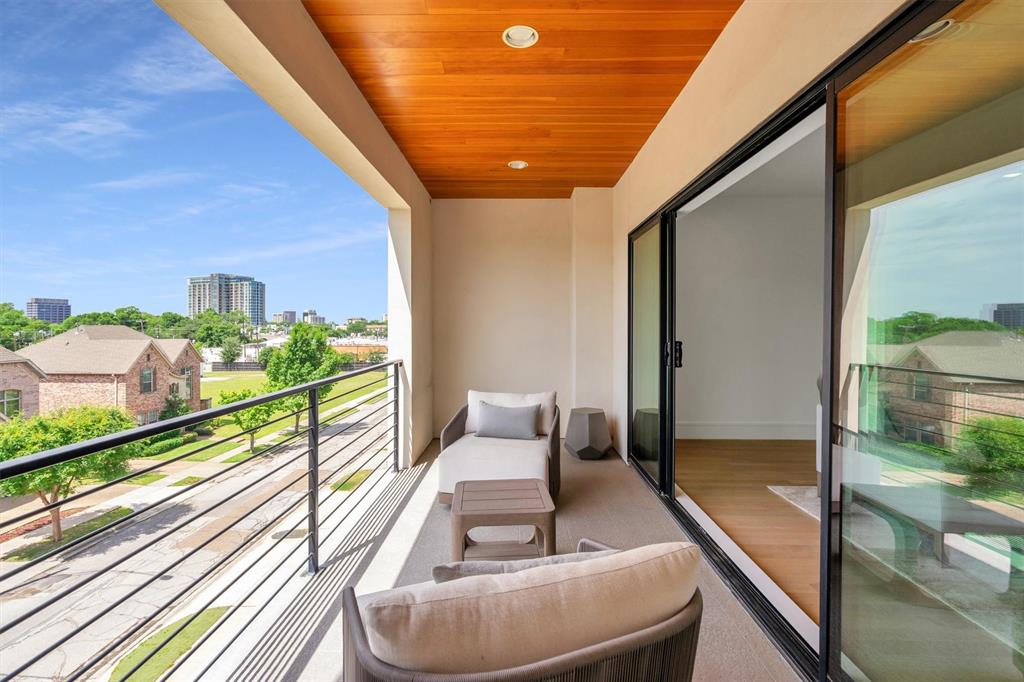 VICKERY PLACE - Residential