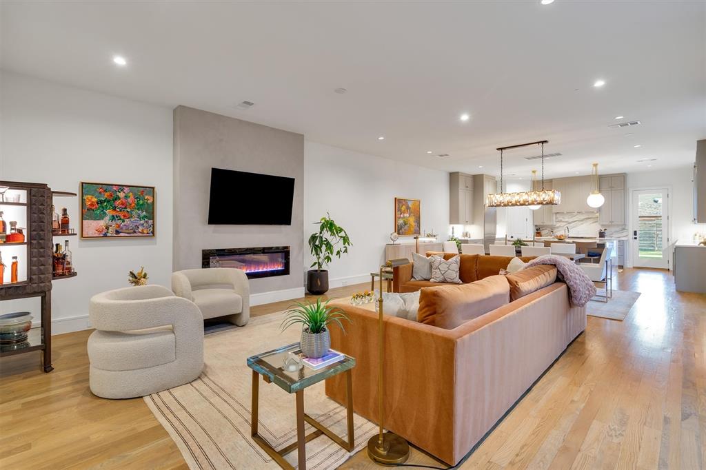 VICKERY PLACE - Residential
