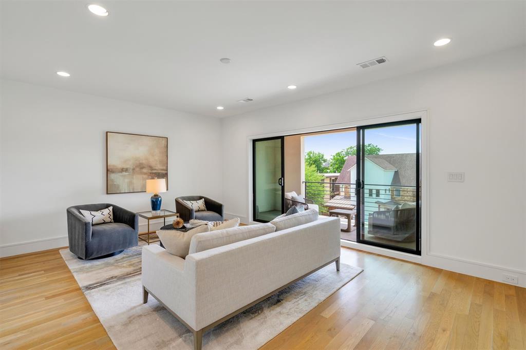 VICKERY PLACE - Residential