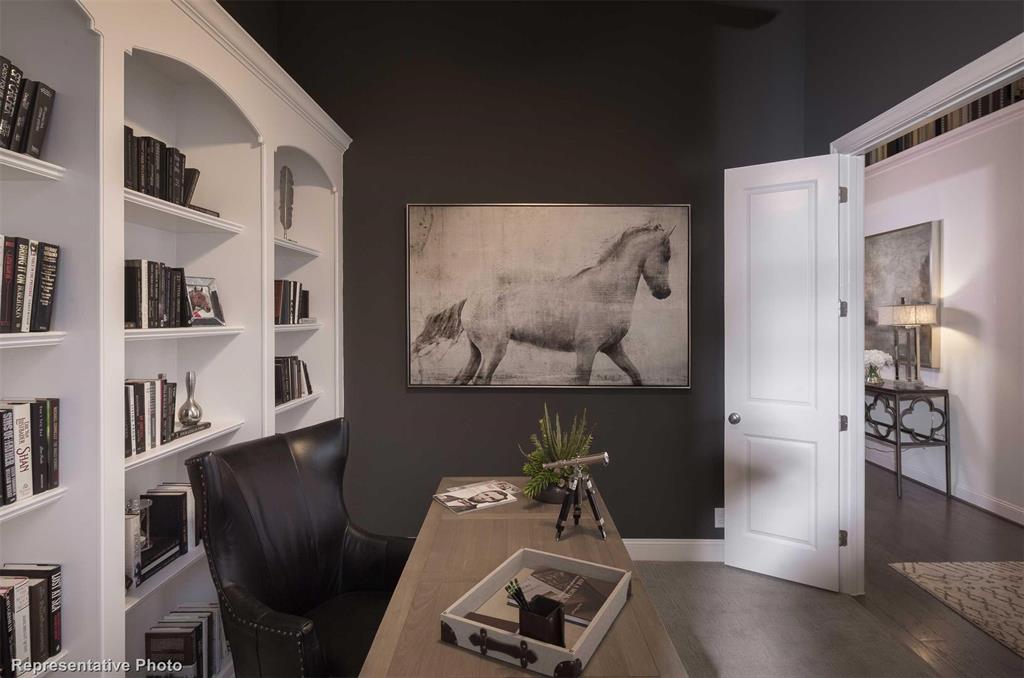 2711 Amber Lane